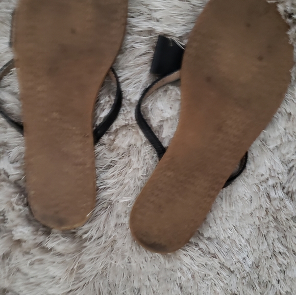 Michael kors leather thongs Sandals - Picture 8 of 8
